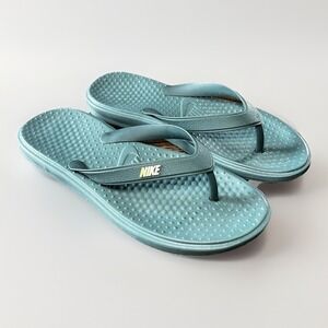 NIKE Solay Hunter Green Thong Flip Flops Size 11